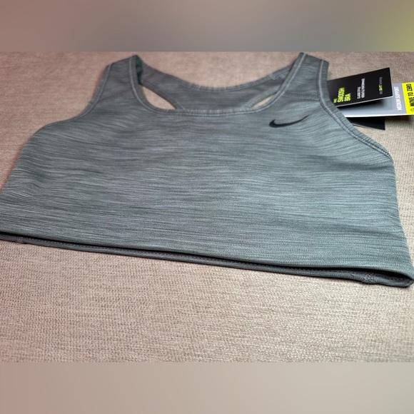 Nike DRI-FIT Swoosh sports bra SIZE SMALL - Picture 3 of 3